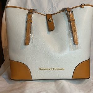 Dooney & Bourke white NWT purse